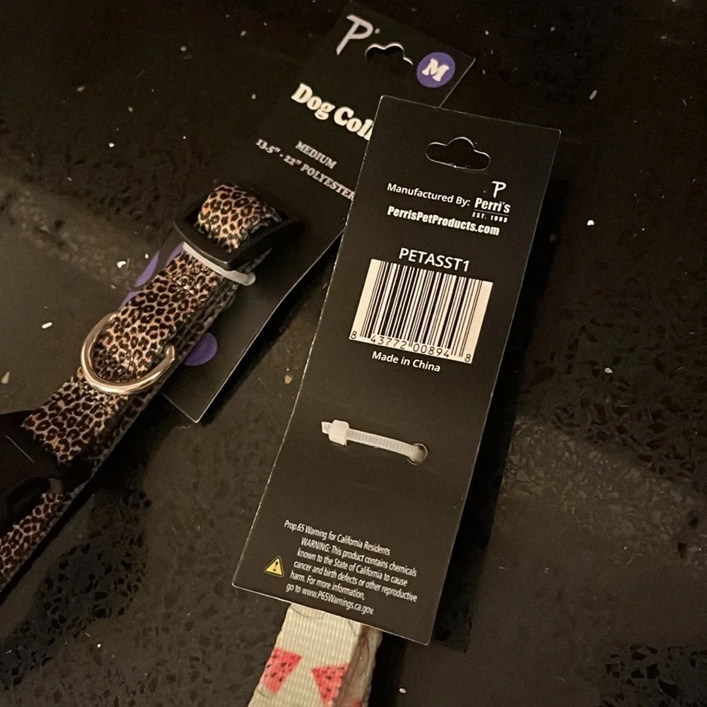 Adorable dog collars! NEW x‎ 2